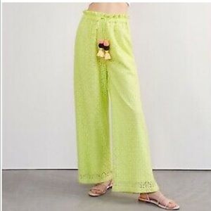 Fun fun fun 🤩 Bright and sunny Anthropologie pants